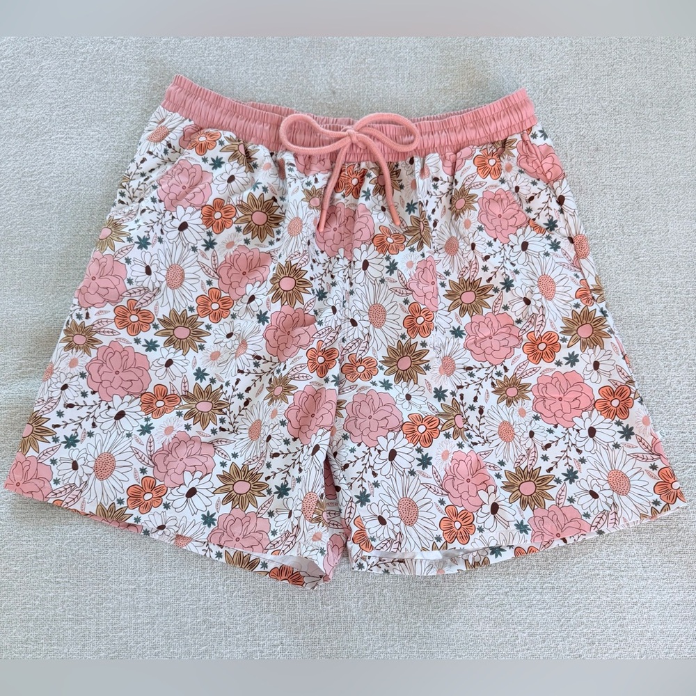 Caden Lane Men’s Pink Floral Drawstring Athletic Shorts